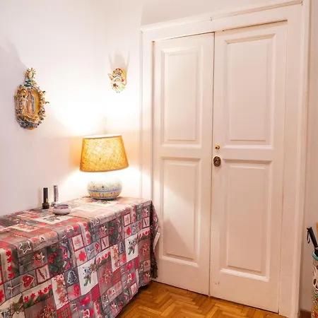 Casa Di Melo 게스트하우스 나폴리